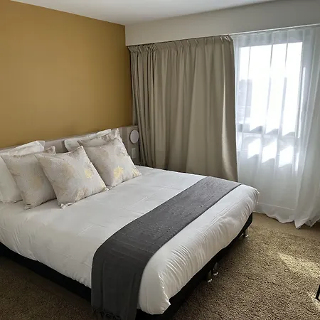 Akena Chauray-niort Hotel 3*