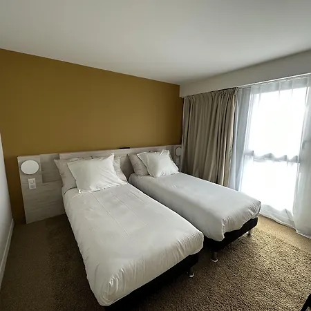 فندق Akena Chauray-niort 3*