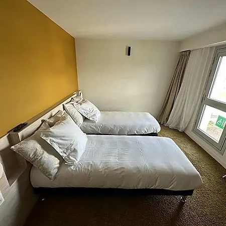 Akena Chauray-niort Hotel Chauray