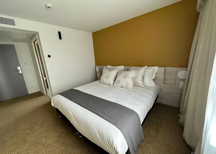 Akena Chauray-niort Hotel Chauray